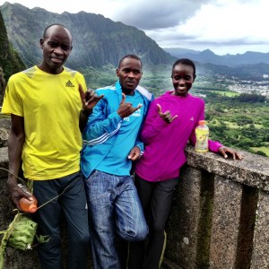 Peter, Patrick & Isabella Hangin' Loose at Paili Lookout