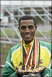 2014 Paris Marathon champion Keninisa Bekele