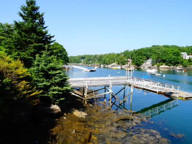 Christmas Cove, South Bristol