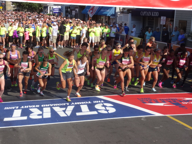 Pro women start 10 minutes ahead of the men and field