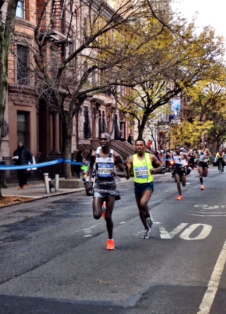 Four becomes two as Kipsang and Desisa leave Mutai and GG