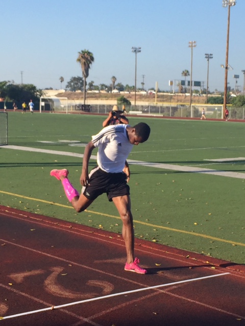 Sonar tech Williams wasn't pressed, and hit the line in 2:06.30, an easy winner. 