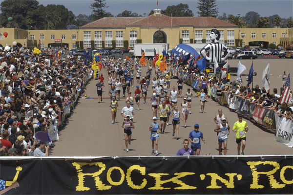 1998 finish line at Marine Corps Recruit Depot parade ground